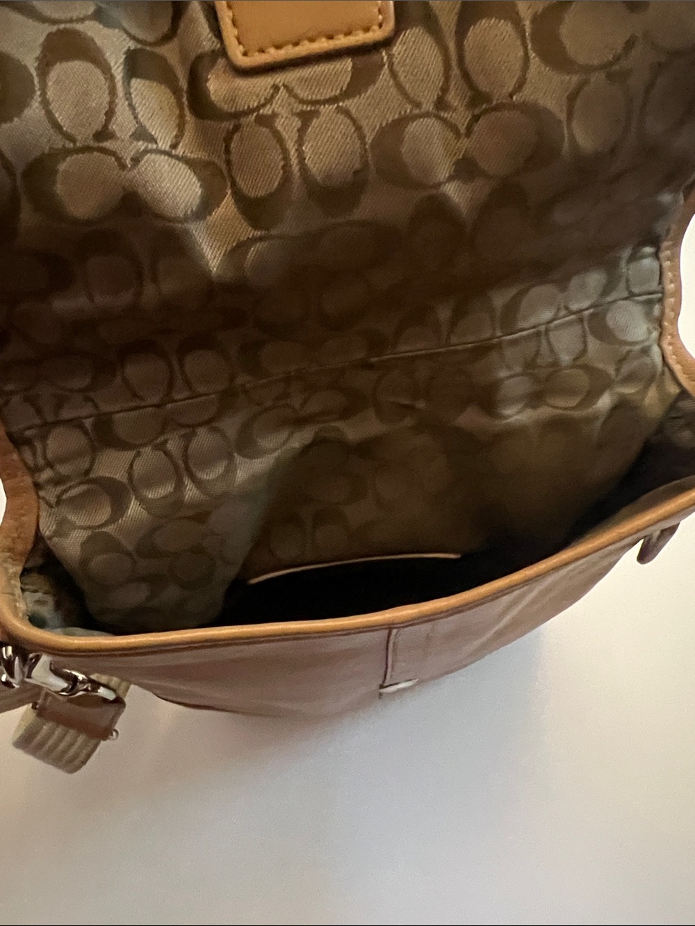 Coach Tan Crossbody - Picture 4 of 11